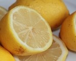 Saure Zitrone